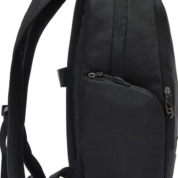 NWT Travelon 5-Point Anti-Theft Security Bag Backpack Urban Collection Black - Picture 8 of 16